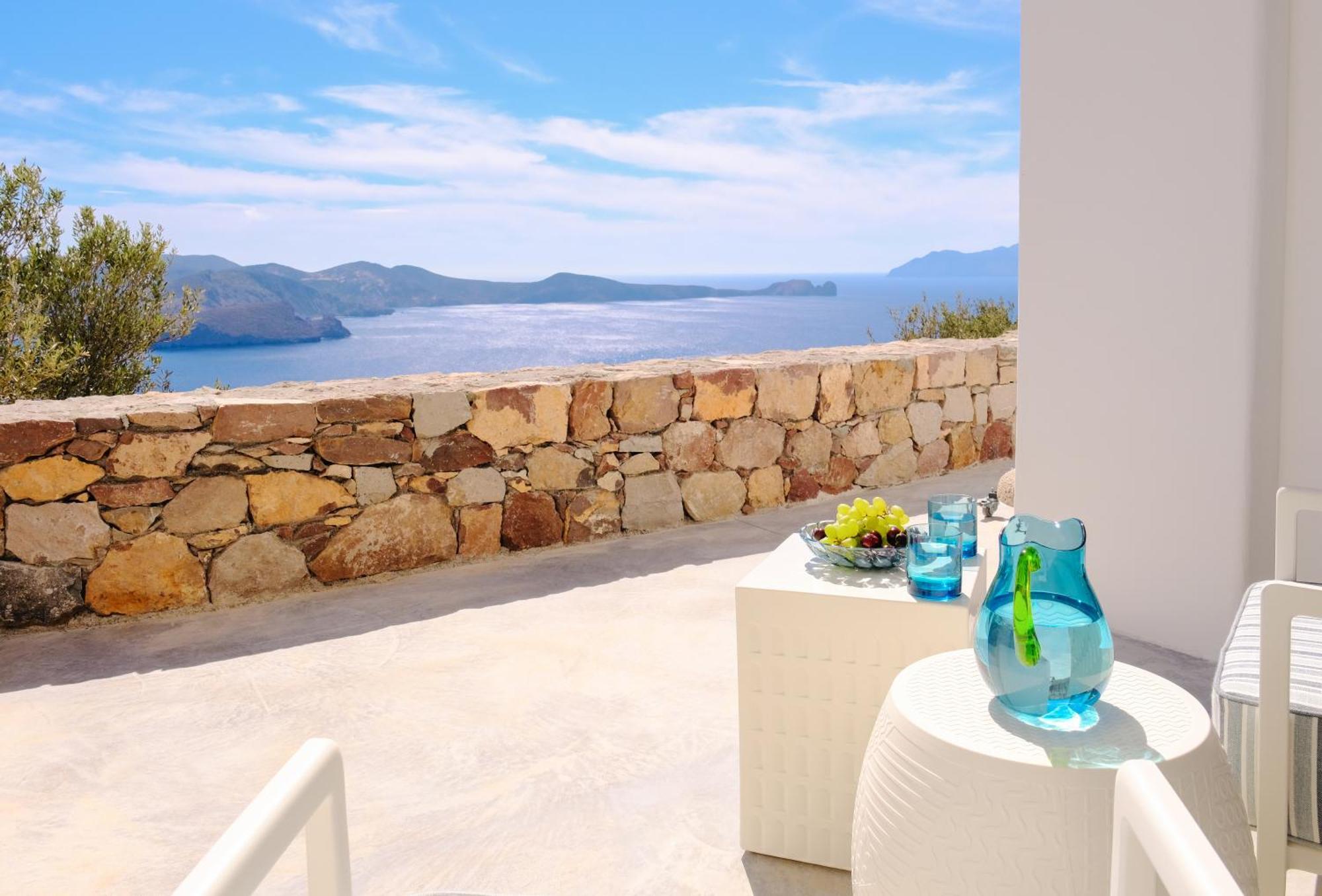 Odyssey Rock Milos Sunset Suites Plaka  Exterior photo