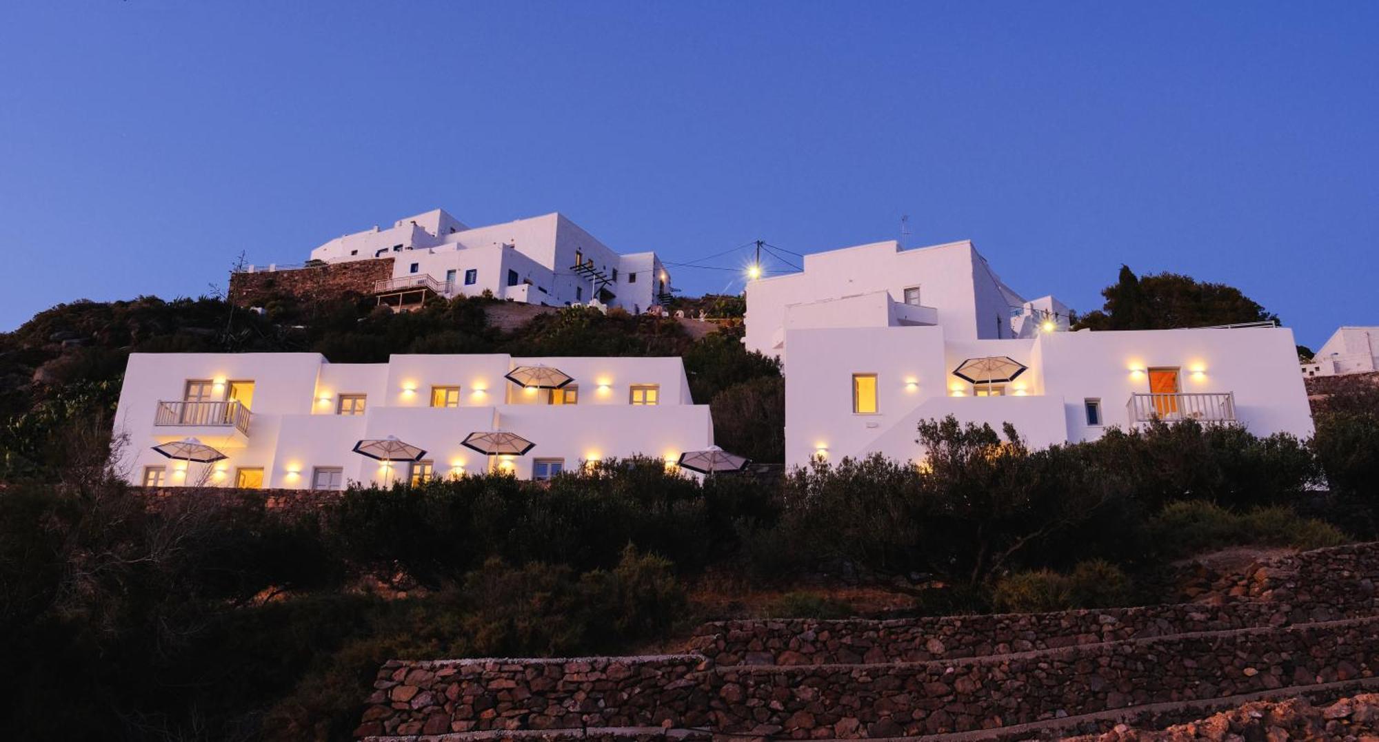 Odyssey Rock Milos Sunset Suites Plaka  Exterior photo